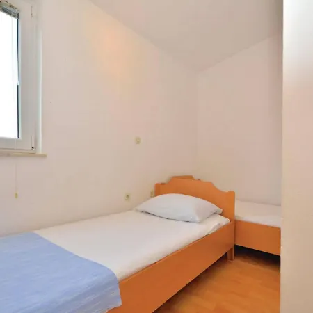 Holiday home Spacious In With Garden Bibinje